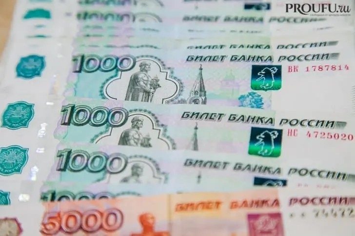 Путин подписал закон: 20 тысяч рублей — штраф, который может получить каждый при смене места жительства