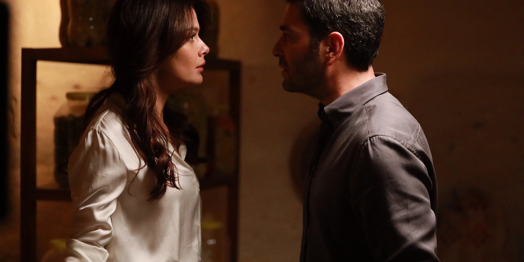 "Далекий город": цена успеха и глубина "провала". Анализ сериала и его персонажей