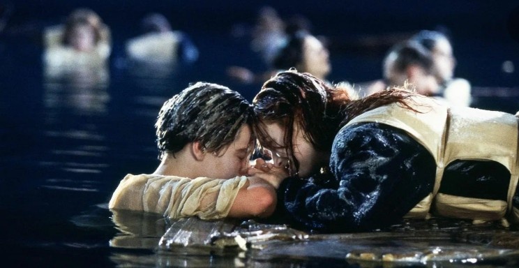 Кадр из фильма "Титаник"