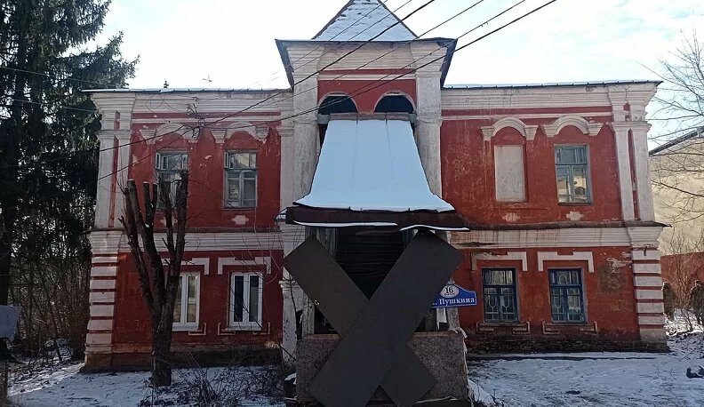 Там, где стены шепчут легенды