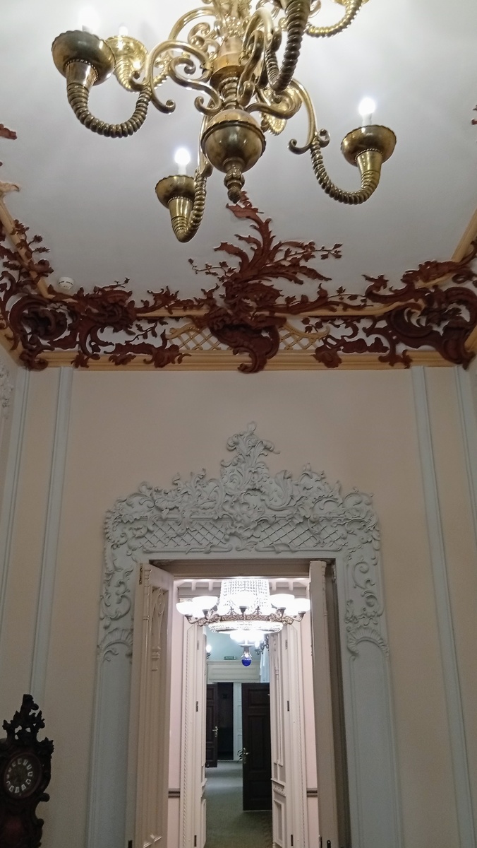 Салон в стиле рококо. Фото из личного архива автора.