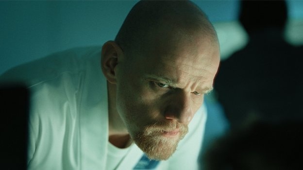    кадр из сериала «СГ: Слепоглухой/Супергерой»