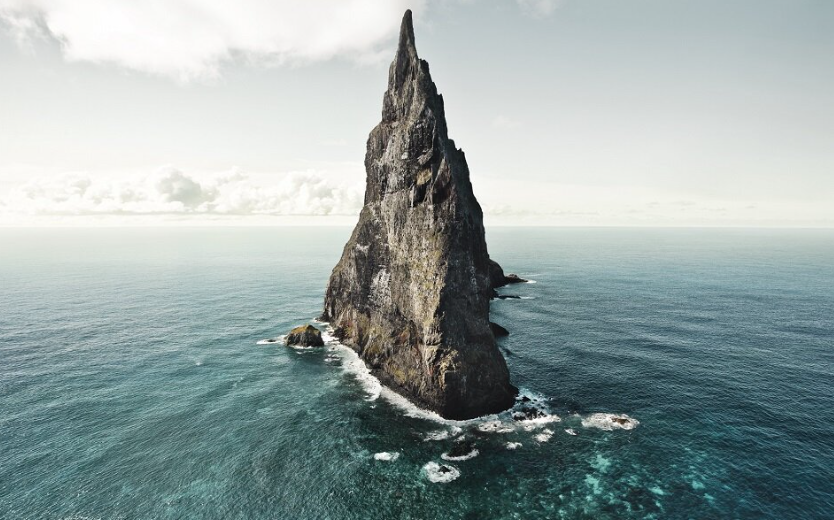 Что таит в себе самый неприступный остров в мире
