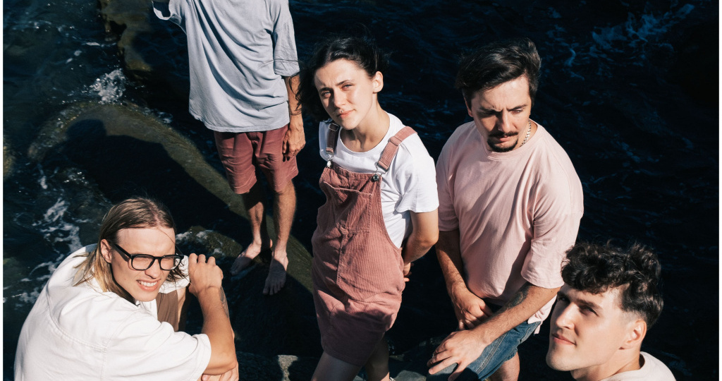 Вышел «Снежный сборник» — альбом с новогодними треками инди-артистов