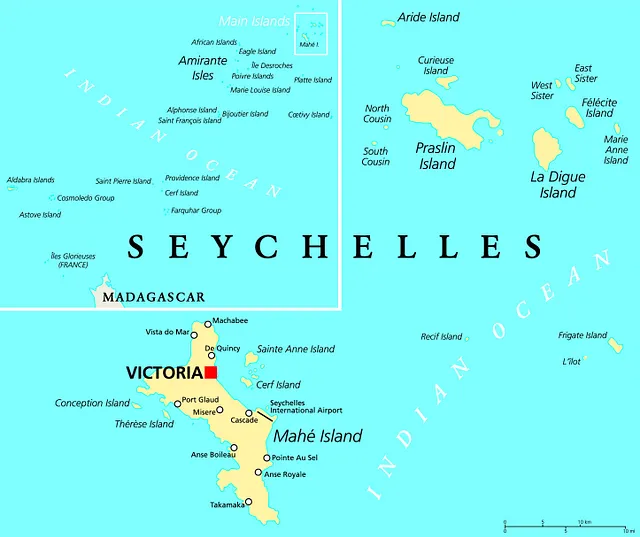 Коко-де-мер в естественной среде обитания на островах Праслен и Кюрьёз