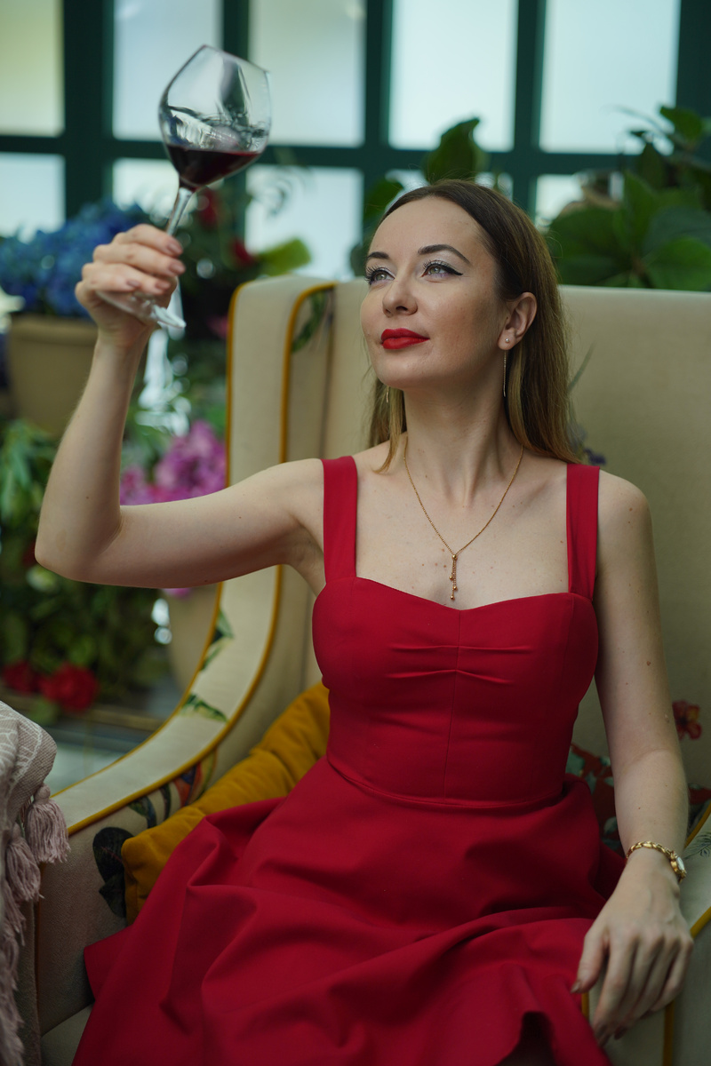 Лучший бокал для игристого - как для тихого вина, а не флейта