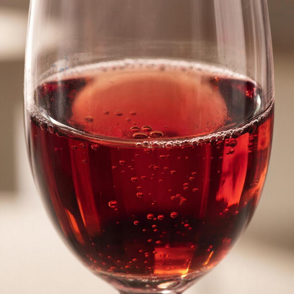 Пузырьки и танины в одном бокале