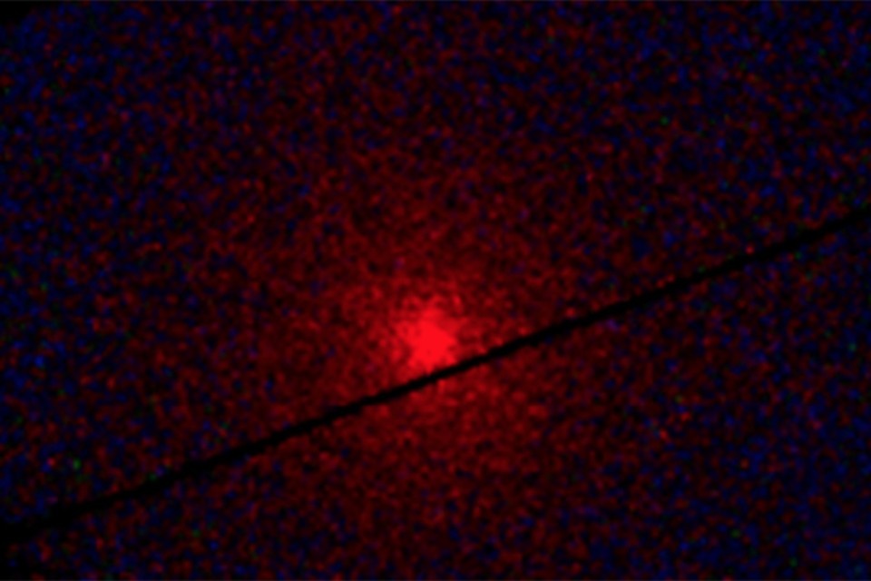    «Огненный маяк» рентгеновского излучения 3I/ATLAS на снимке Европейского космического агентства.