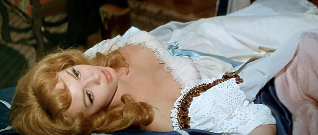 Она проиграла ночь королю