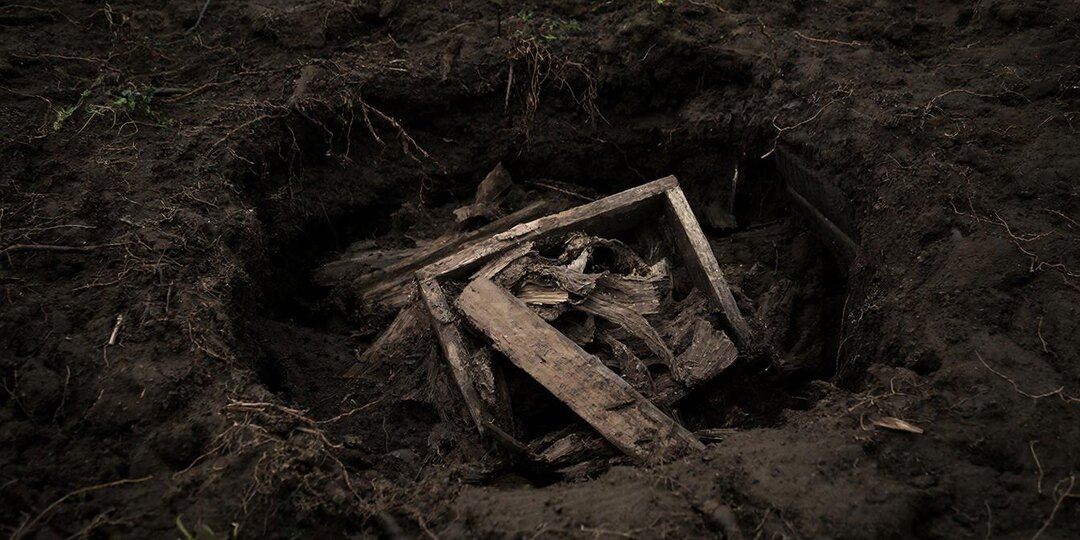Что лежало в сгнившем ящике на краю деревни - История, от которой мурашки