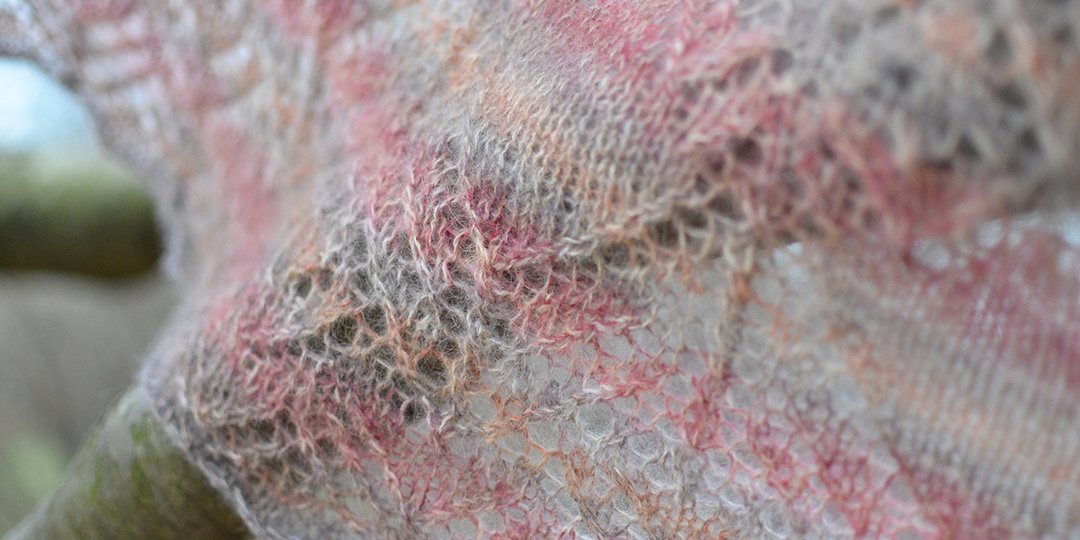 Вязание. Пух колли и мохер на шёлке.