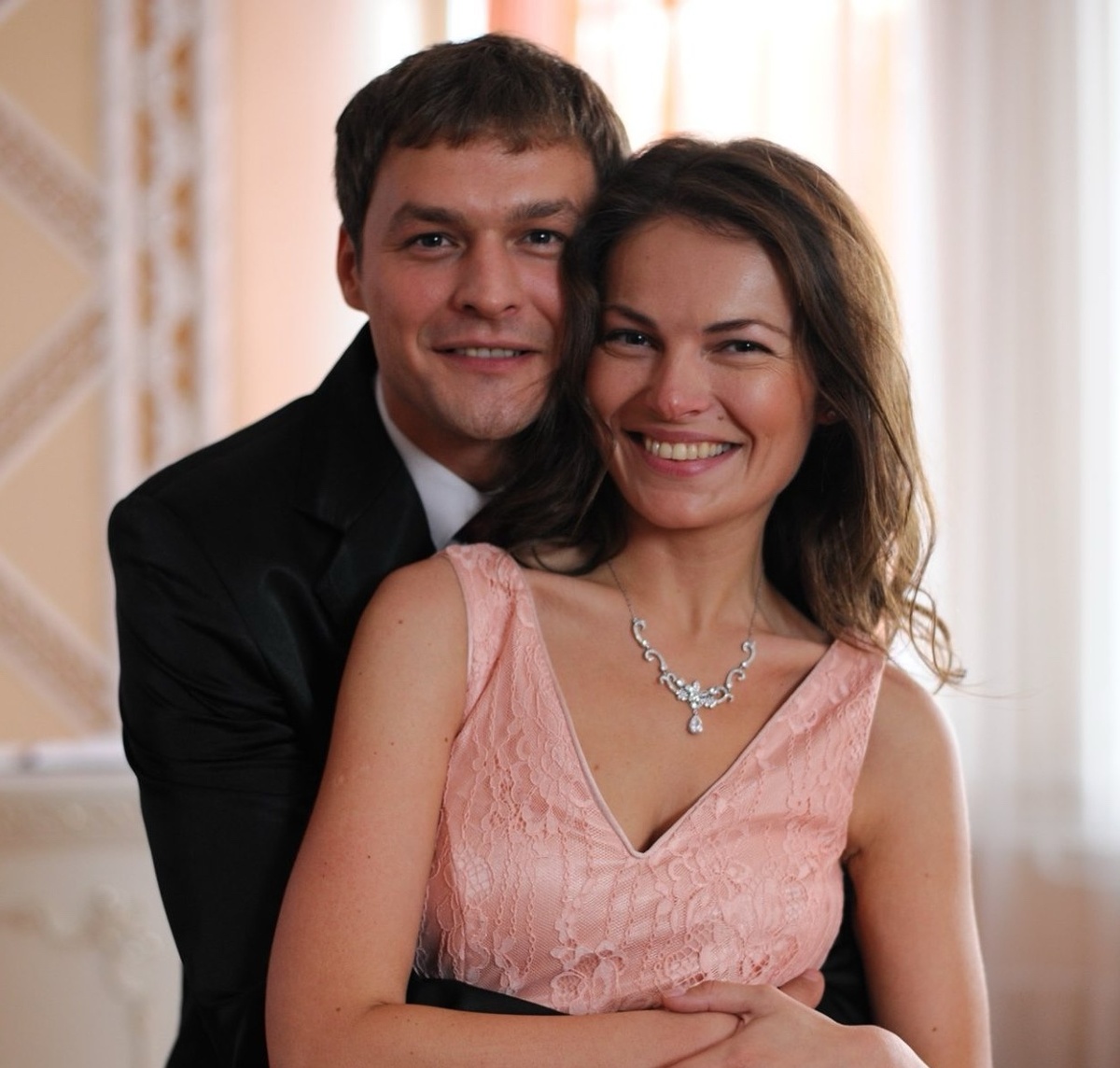 Михаил Гаврилов и Зоряна Марченко, кадр из сериала «Возвращение»