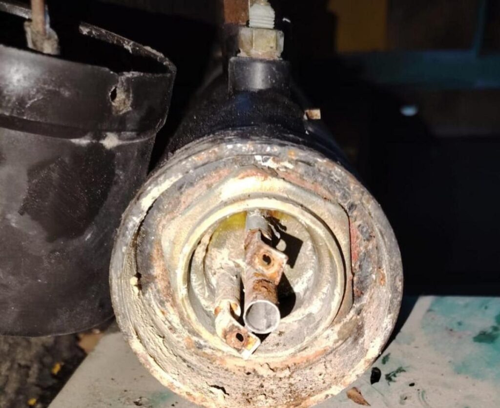    Тэн для нагрева масла. Мощность 1-1,5 квт, напряжение 220 В admin