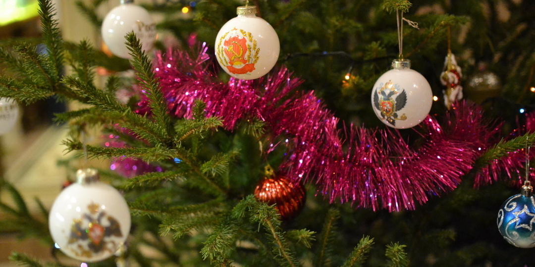 Астраханцев, страдающих аллергией и астмой, предупредили о возможных опасностях в Новый год