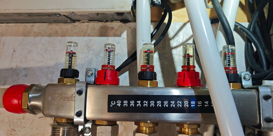 Балансировка тёплого пола в частном доме: экономия на тепле, комфорт и расчёт настроек с помощью ИИ