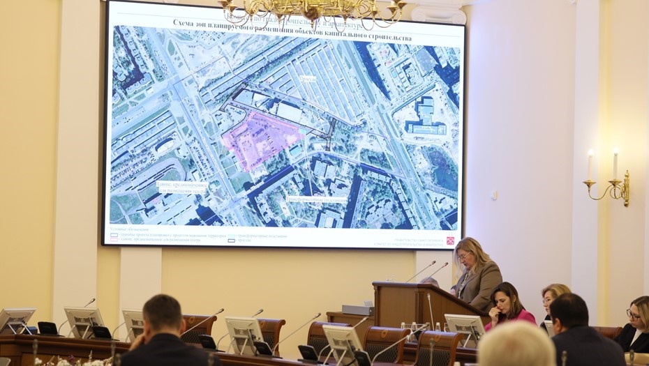    Рабочее совещание о строительстве второй сцены Театра музкомедии на Комендантском проспекте Автор фото: Смольный