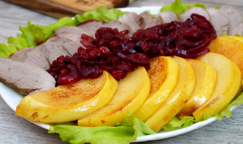 Роскошное горячее блюдо для Новогоднего стола "Удиви родных" приведет гостей в восторг...