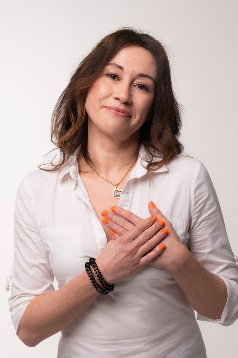 Бокерия Екатерина Леонидовна - доктор медцинских наук, профессор, врач высшей квалификации: педиатр, неонатолог, детский кардиолог, анестезиолог-реаниматолог, Президент Благотворительного Центра АНО "Три сердца".