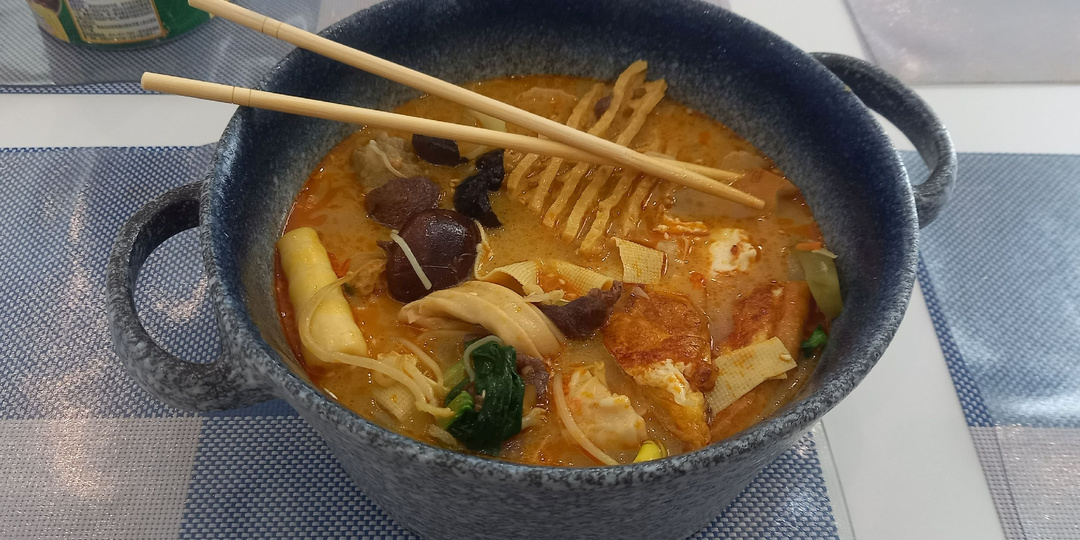 Чем сегодня кормят москвичей в китайских кафе и ресторанах?