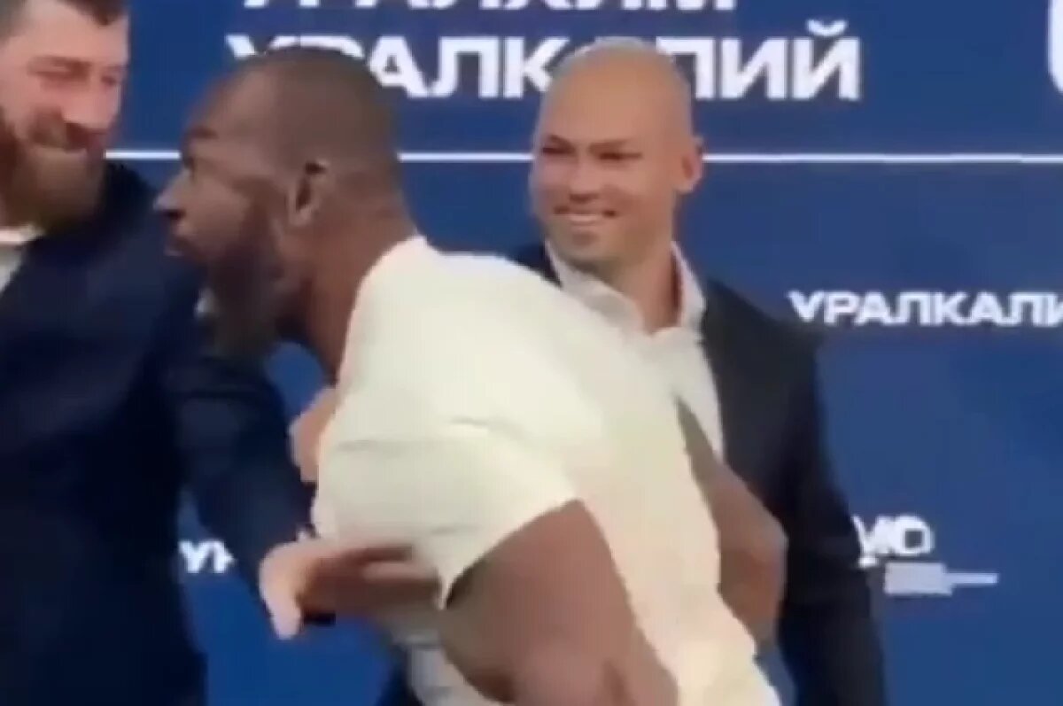    Тело бойца ММА Джеронимо дос Сантоса нашли в реке Рио-Негро