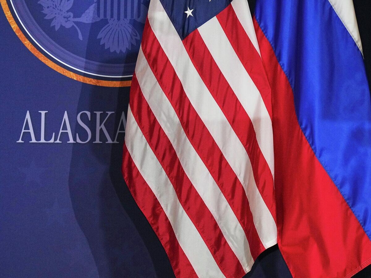    Саммит России и США на Аляске | © AP Photo / Jae C. Hong