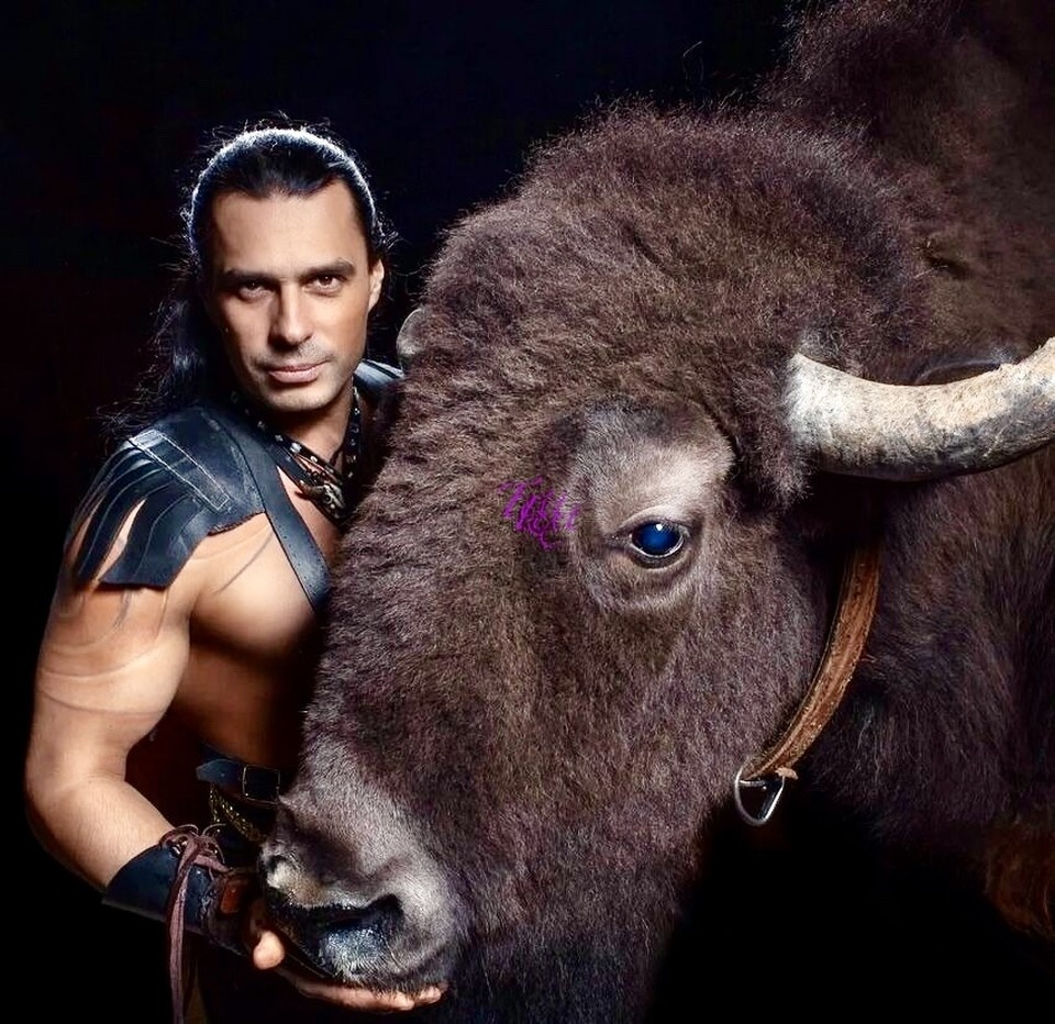    «Дикая планета» - одного из самых зрелищных цирковых шоу Росгосцирка. Фото: Донецкий цирк «Космос»