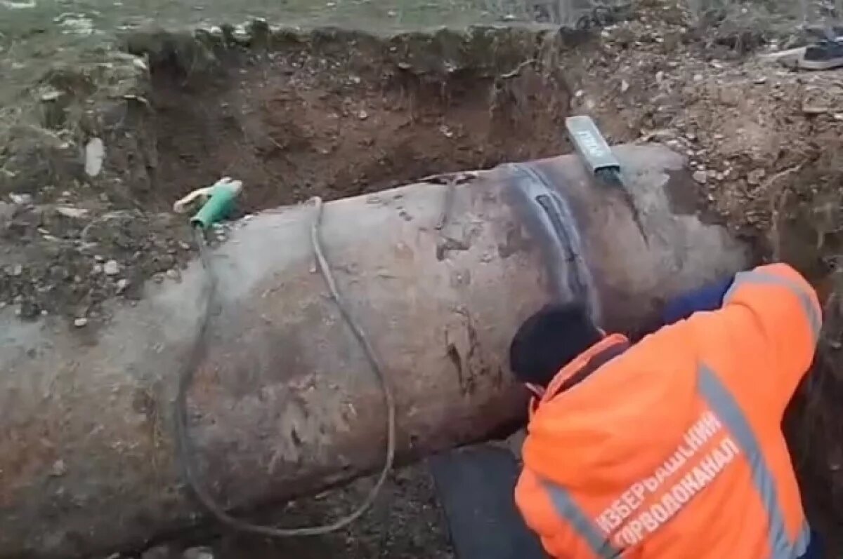   Жители Избербаша остались без воды из-за аварии на магистральном водоводе