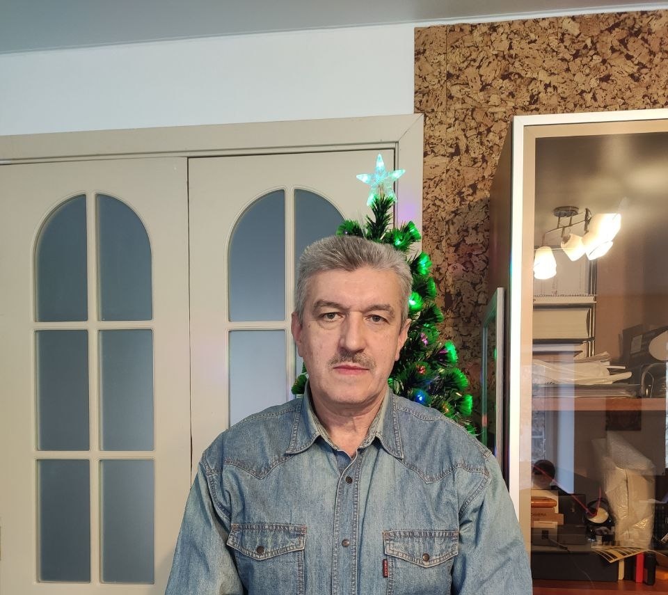 Леонид Витальевич Потапов в офисе New Game