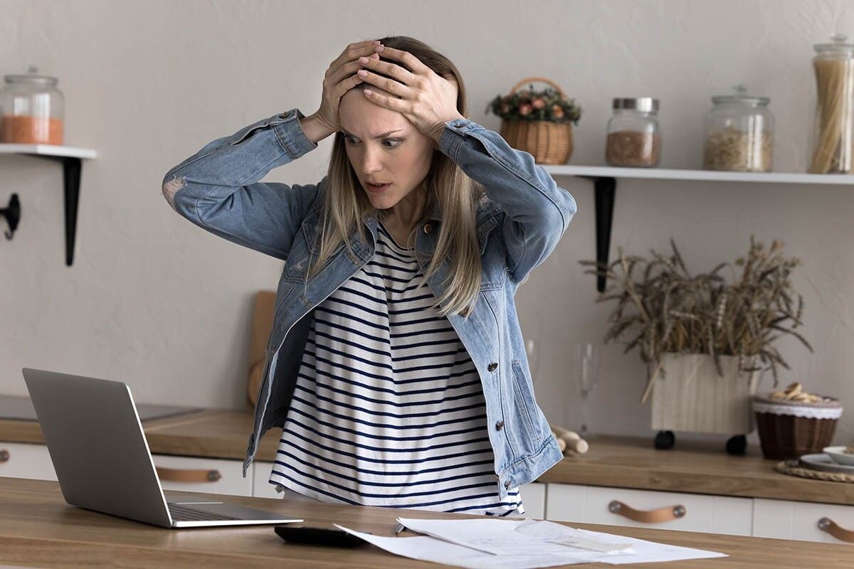 Открыли сайт, а учетную запись неожиданно забанили? Источник: fizkes / Shutterstock / FOTODOM📷
