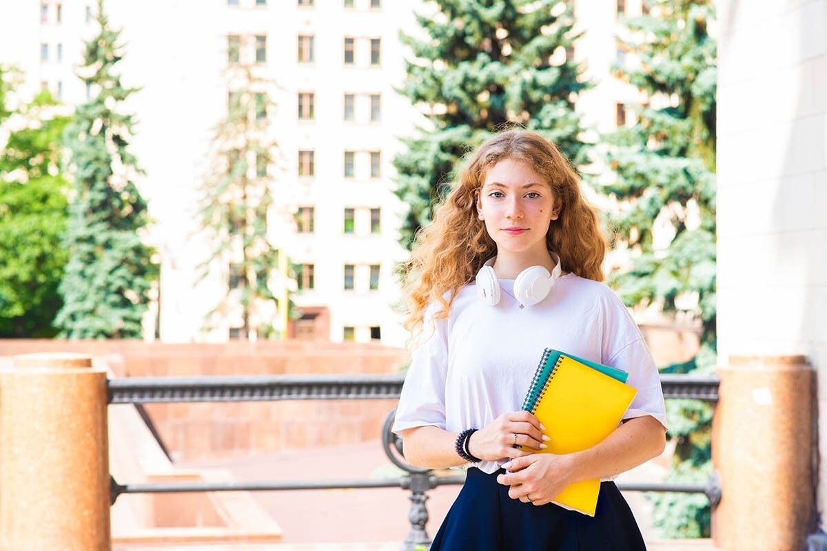 «Здравствуйте! Счастливых вам Голодных игр. Да поступит сильнейший. И пусть удача будет с вами». Источник: Jayakri / Shutterstock / FOTODOM📷
