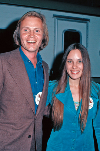 Джон Войт и Маршелин Бертран