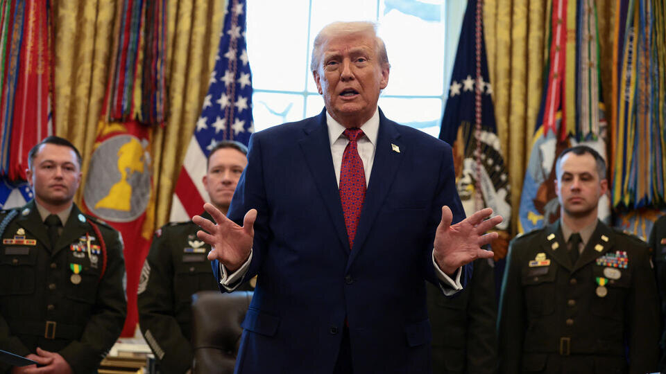     Трамп: конфликт на Украине сейчас ближе всего к завершению REUTERS/Evelyn Hockstein