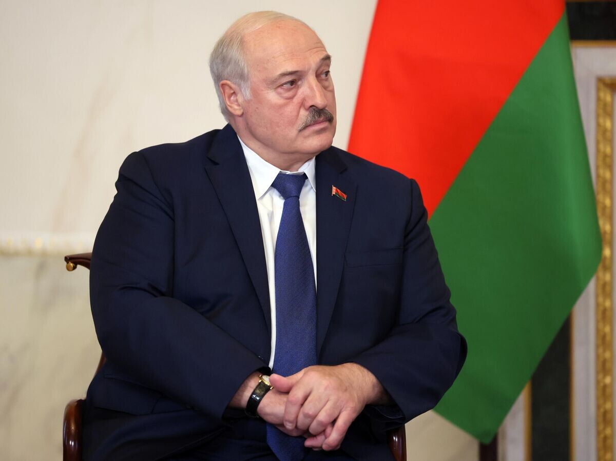    Президент Белоруссии Александр Лукашенко во время встречи с президентом РФ Владимиром Путиным | © РИА Новости / Михаил Метцель