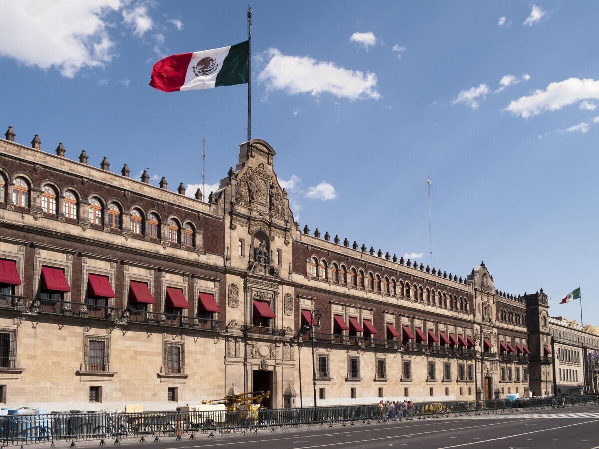    Национальный дворец, Мексика | © iStock.com / stockcam