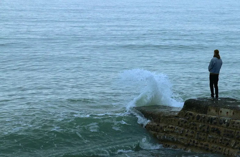 Как детская травма делает взрослых сверхкомпетентными