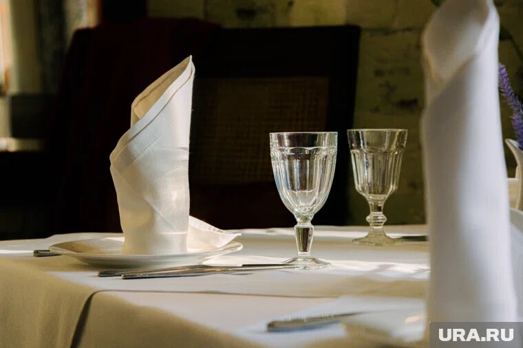 Спрос на алкоголь продолжит снижаться из-за роста цен, полагает эксперт Павел Шапкин. Фото: Анастасия Соргина © URA.RU