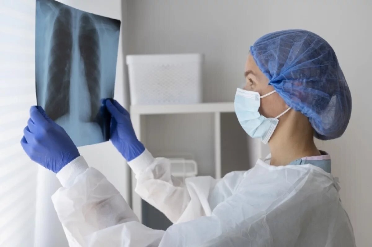    Если у человека пневмония, заявил Мясников, это будет понятно и без просвечивания.