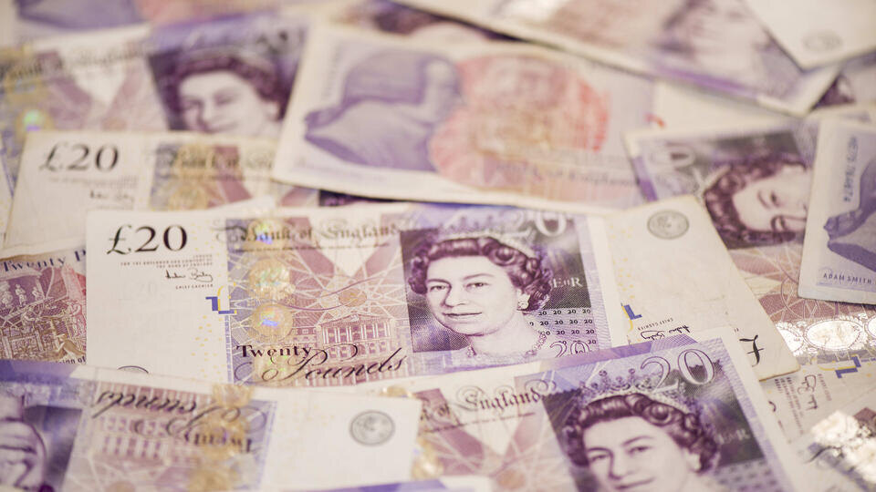     Пенсионера оштрафовали из-за залетевшего ему в рот листа www.globallookpress.com/Andrey Nekrasov/ZUMAPRESS.com