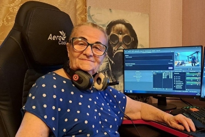 Российская стримерша 77-летняя Бабушка Ольга стала лауреатом международной киберспортивной премии