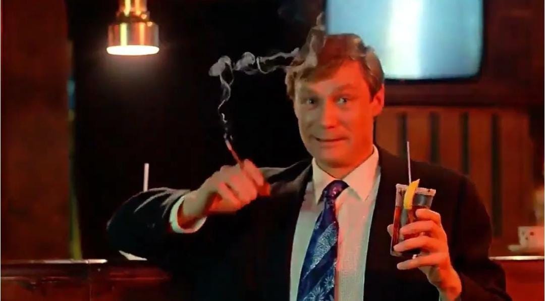 Это я слушаю про любовника и Милан 