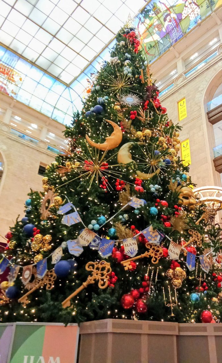 Елочка в Центральном Детском Мире (ЦДМ)