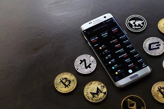    FinTech решения: финансовые технологии Михаил