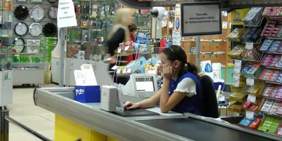 Гражданину продали товар на 17 рублей дороже. Он потратил 70 тыс. на юриста и подал на магазин в суд. Что из этого вышло?