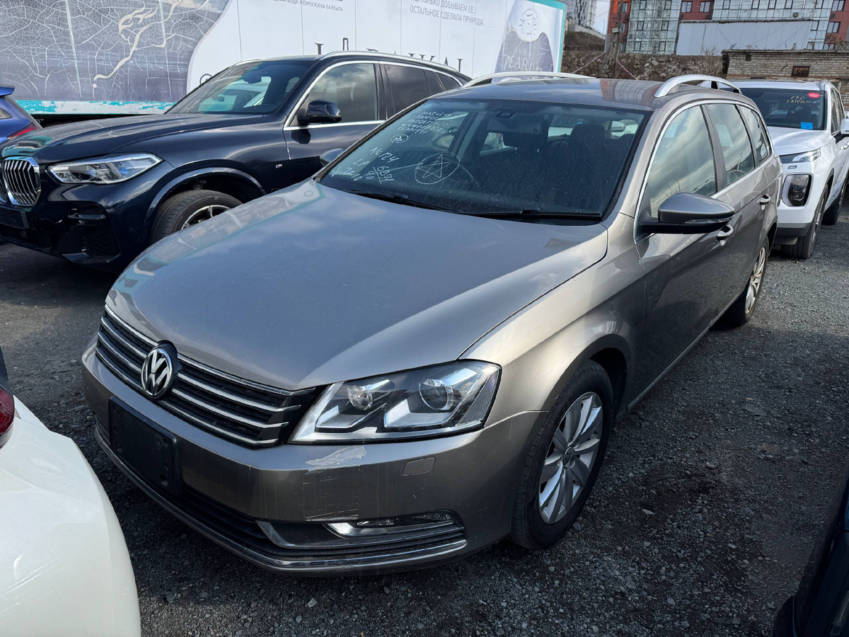 Volkswagen Passat Variant 2014 года
