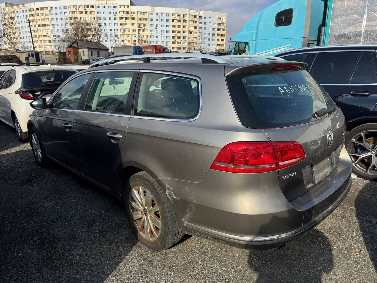 Volkswagen Passat Variant 2014 года