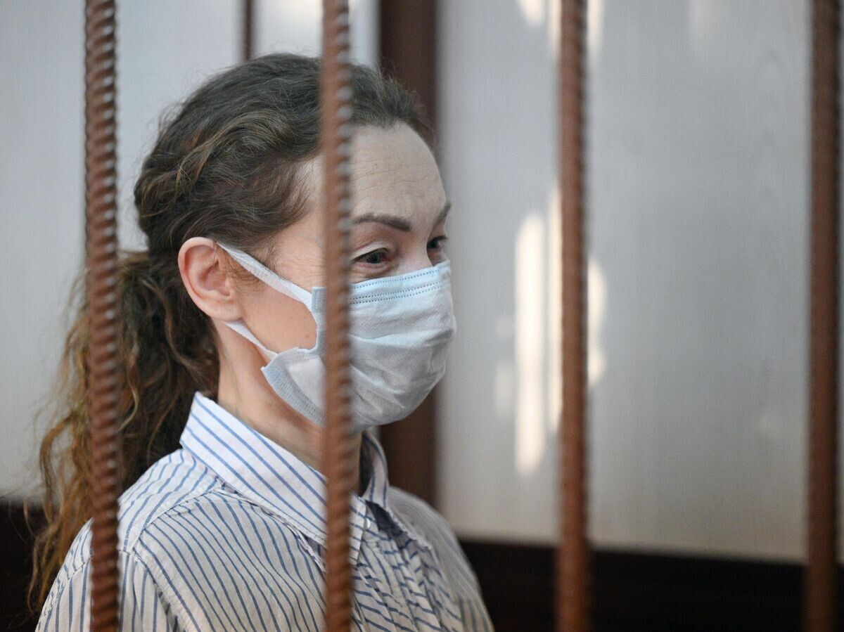    Фигурант уголовного дела о мошенничестве с квартирой певицы Ларисы Долиной Анжела Цырульникова на заседании Таганского суда Москвы | © РИА Новости / Рамиль Ситдиков