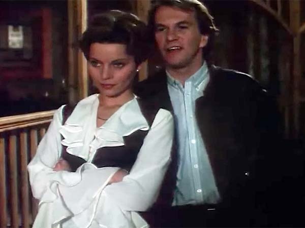 Хелена (Малгожата Форемняк) и Гарик (Алексей Гуськов)