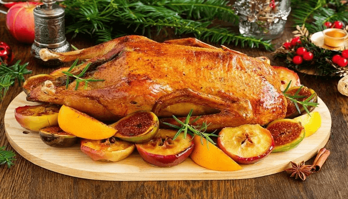 Утка, запечённая целиком в духовке, в рукаве — рецепты сочного и мягкого мяса