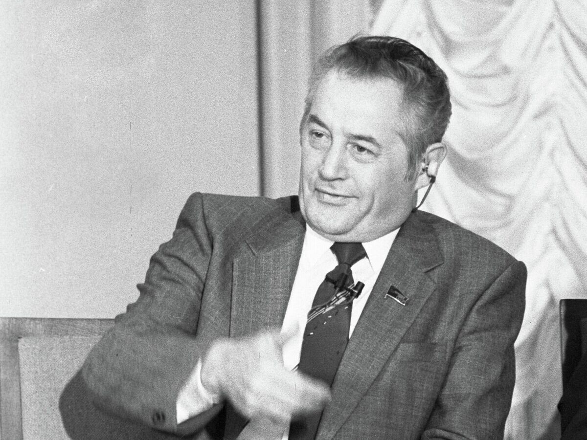    Главный редактор газеты "Известия" Иван Лаптев | © РИА Новости / Хрупов