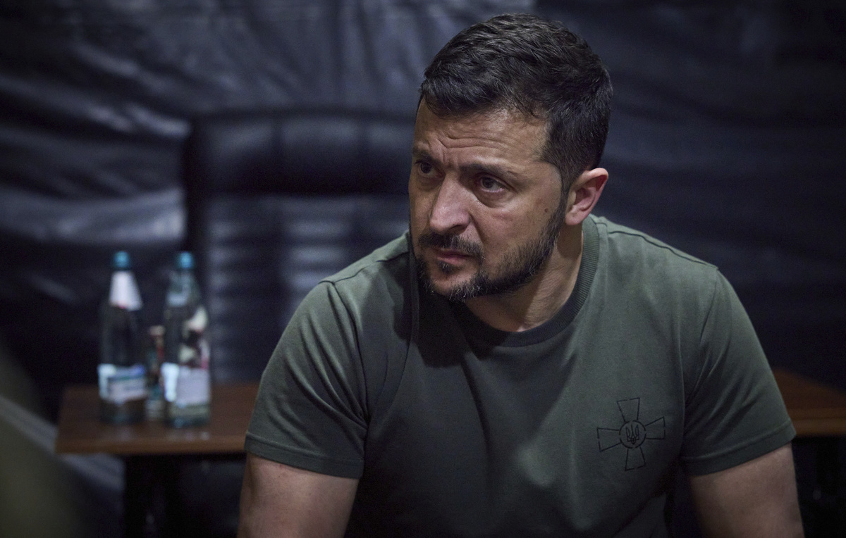    Владимир Зеленский  Ukrainian Presidential Press Office via AP